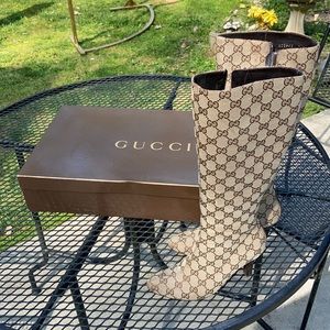 Gucci ladies boots beige